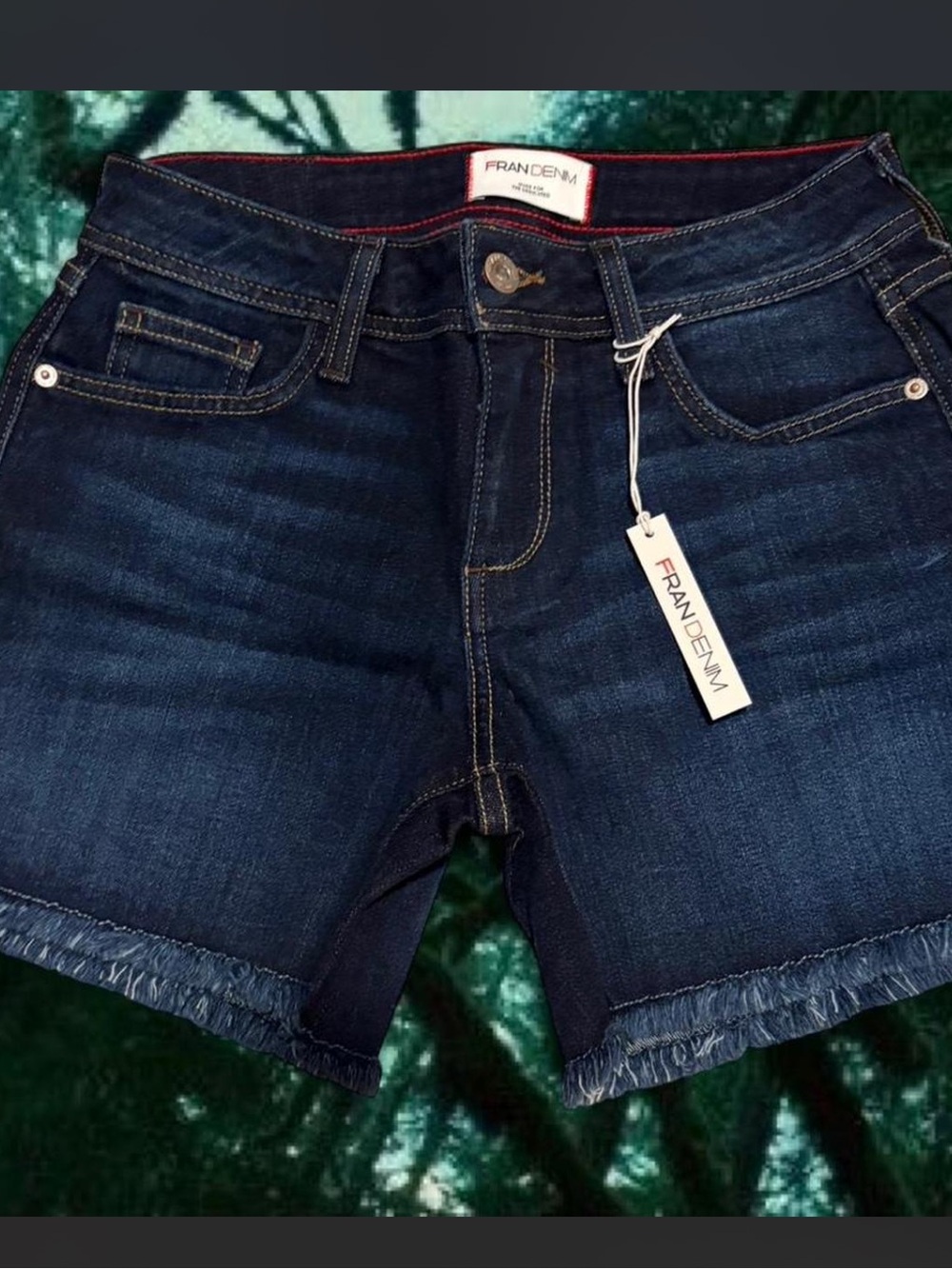 NWT Fran Denim "Melissa" Athletic Fit Shorts Size 26